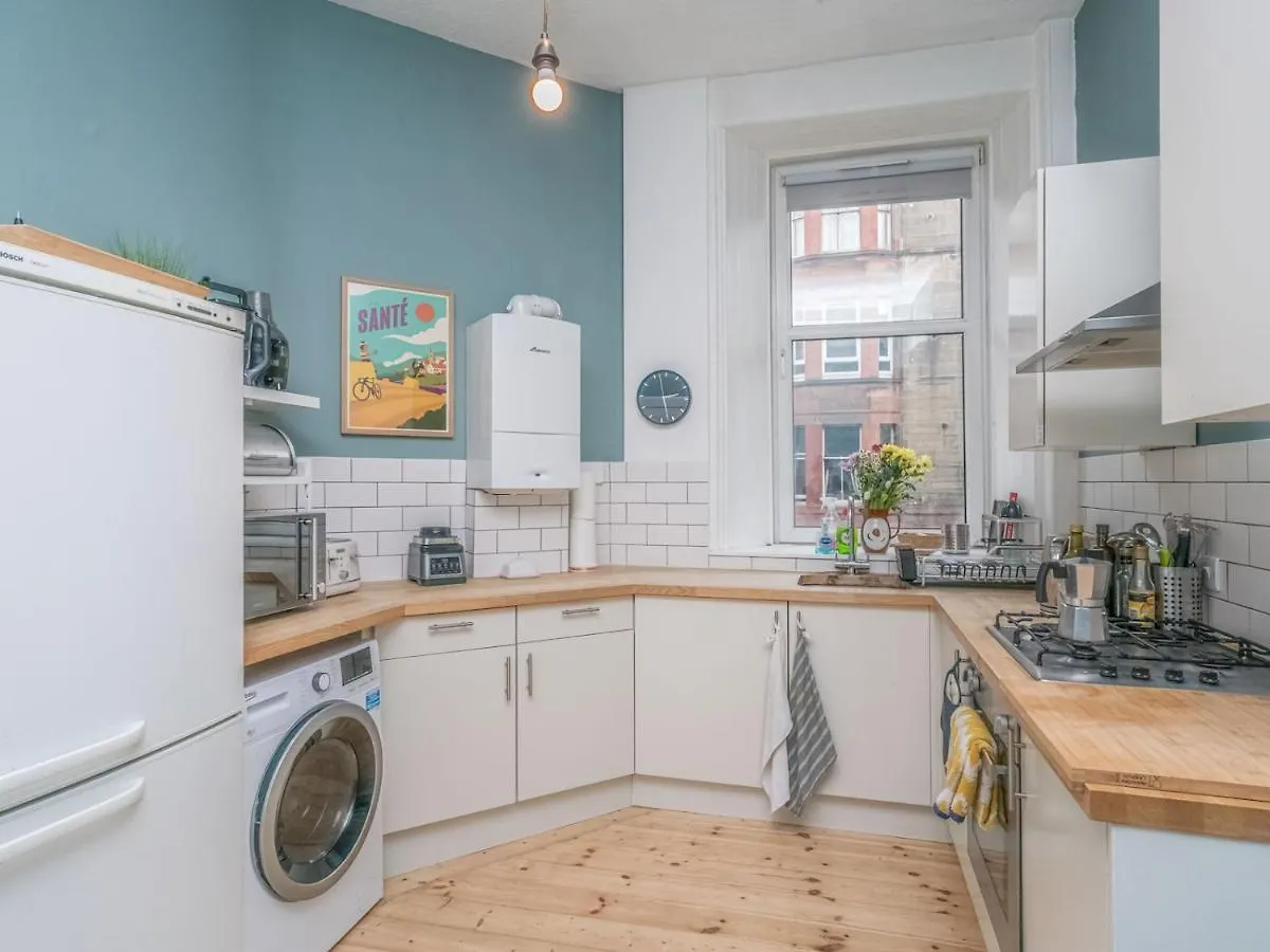 Pass The Keys Stunning And Modern 1 Bed Flat Near City Centre Edinburgh 0*,