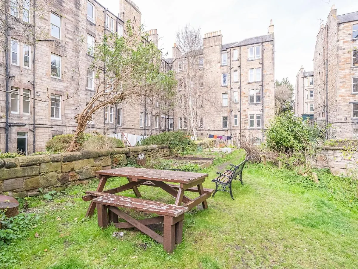 Pass The Keys Stunning And Modern 1 Bed Flat Near City Centre Edinburgh