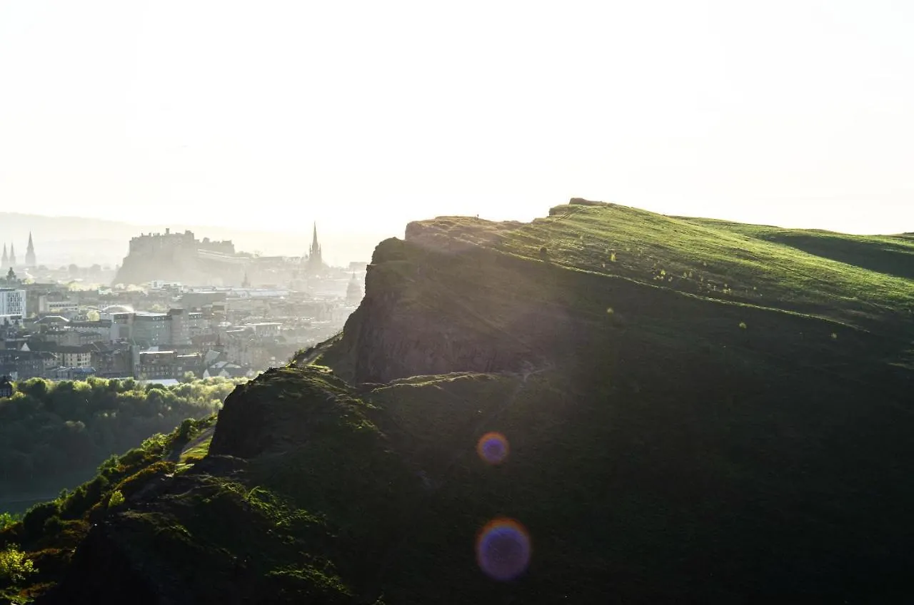 Pass The Keys Stunning And Modern 1 Bed Flat Near City Centre Edinburgh 0*,  United Kingdom