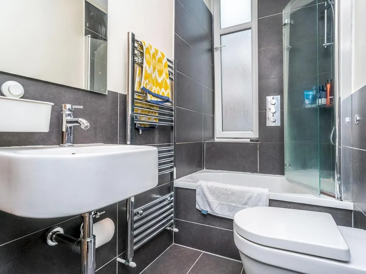 Apartment Pass The Keys Stunning And Modern 1 Bed Flat Near City Centre Edinburgh